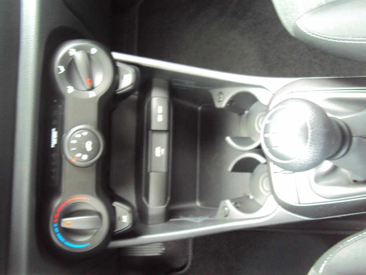 kia-picanto-1-0-mpi-2023-gasolina-998cc