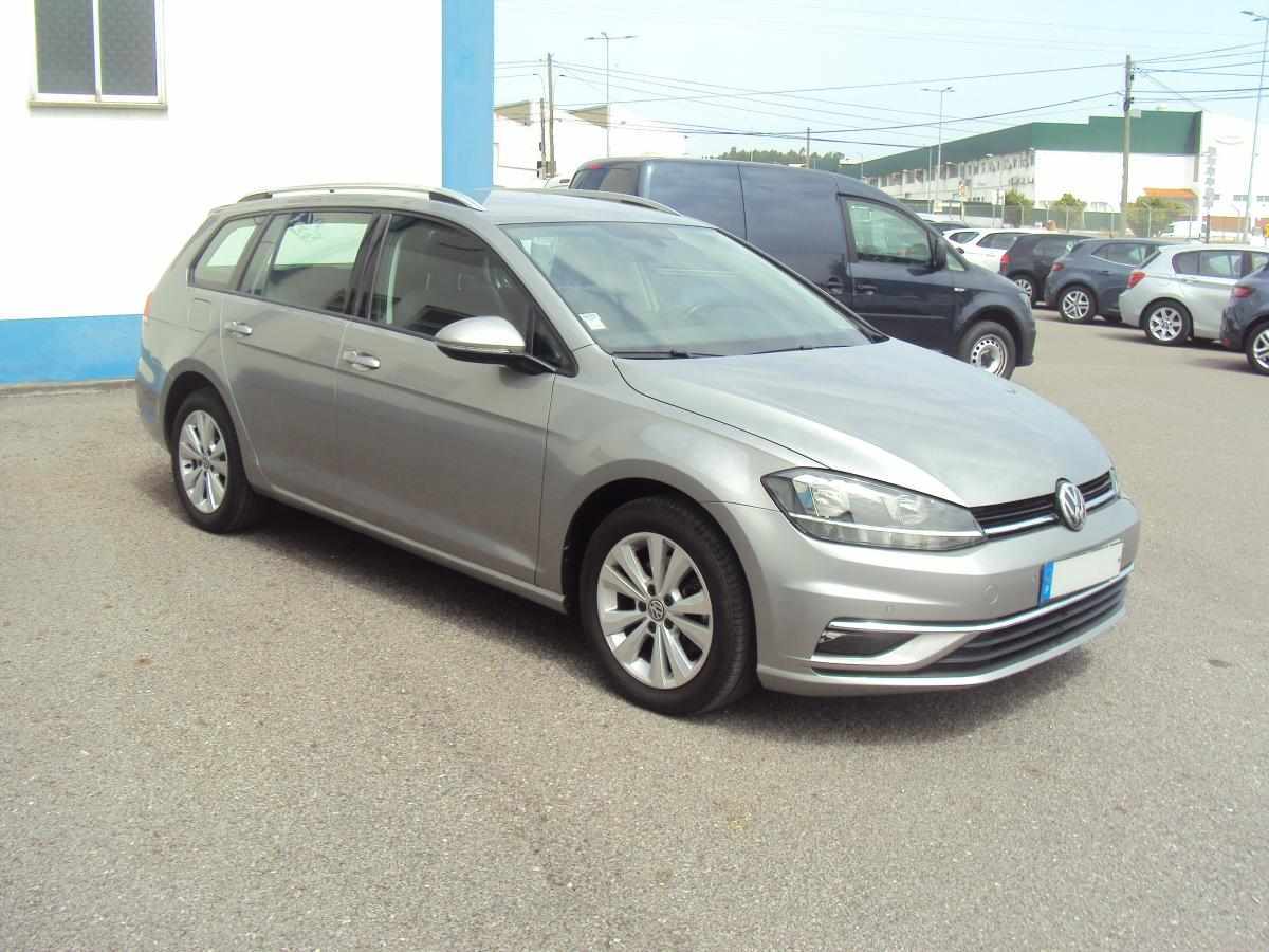 volkswagen-golf-2019-diesel-1598cc