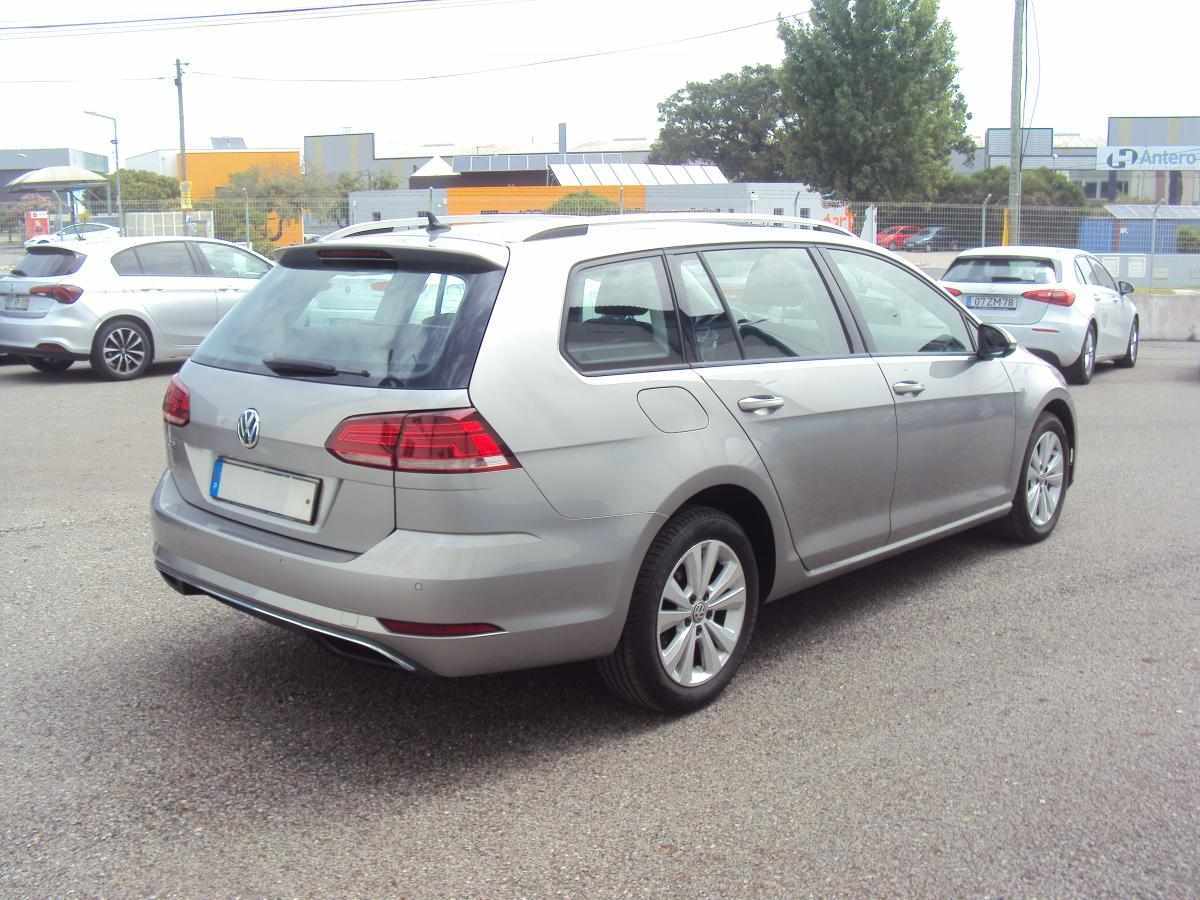 volkswagen-golf-2019-diesel-1598cc