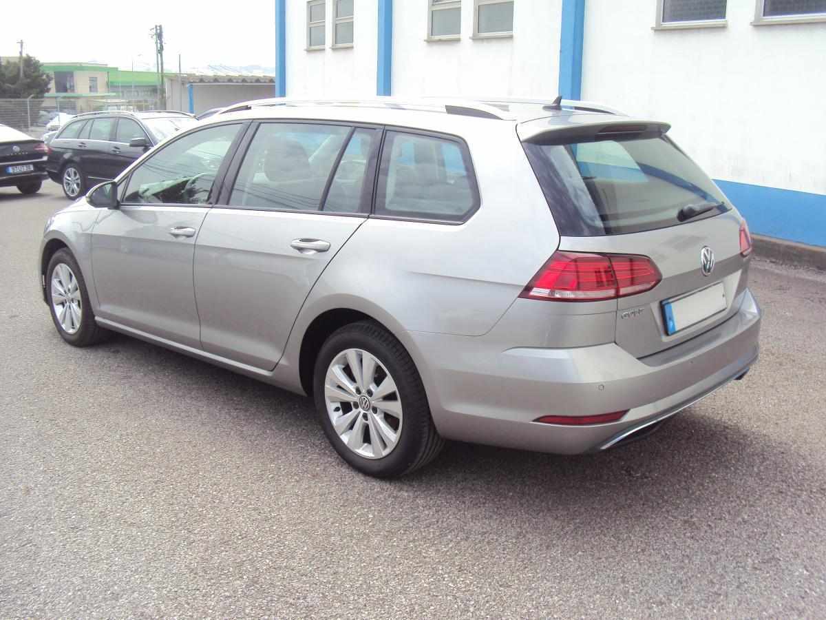 volkswagen-golf-2019-diesel-1598cc