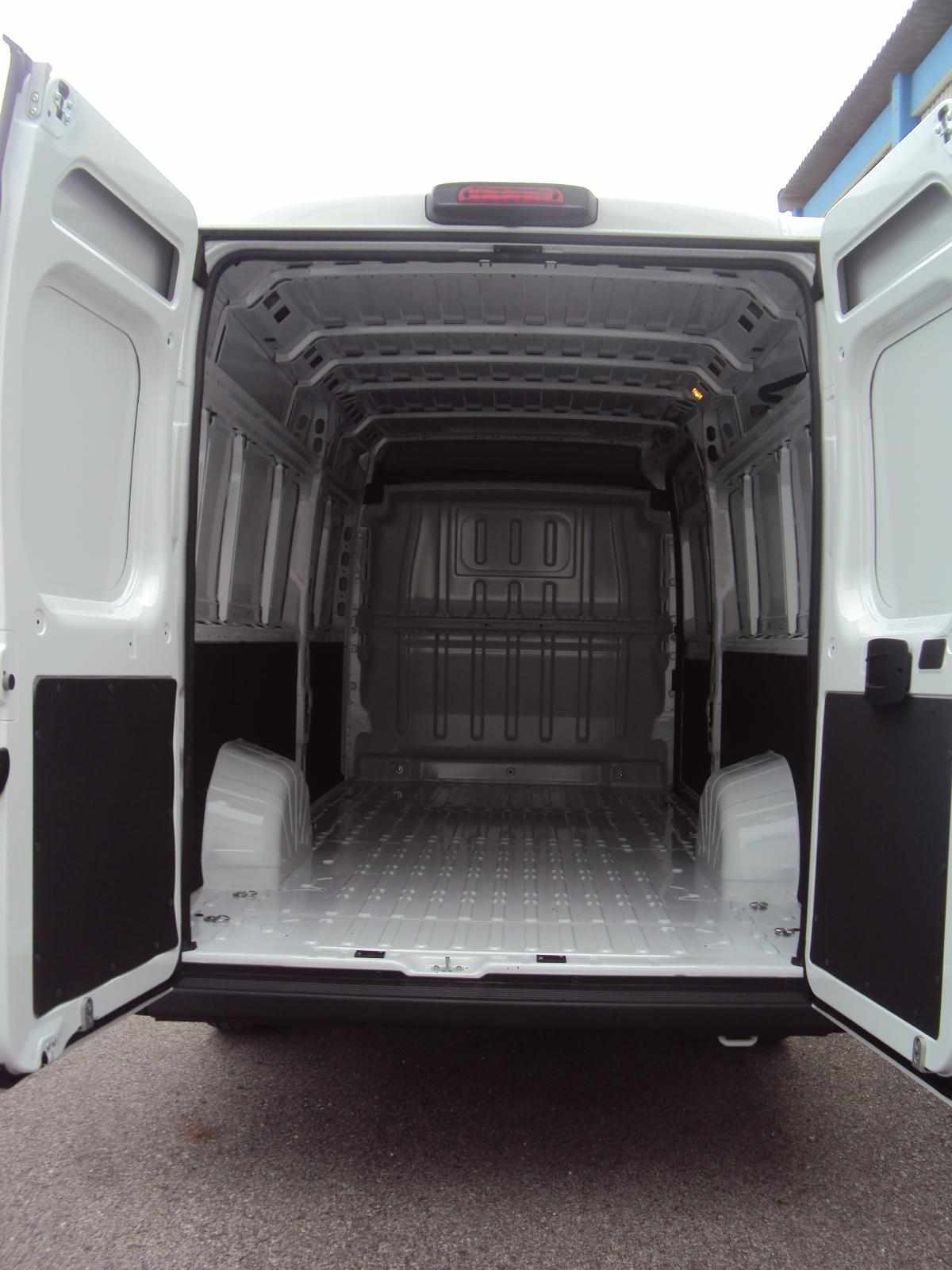 fiat-ducato-2-3-multijet-2023-diesel-2184cc