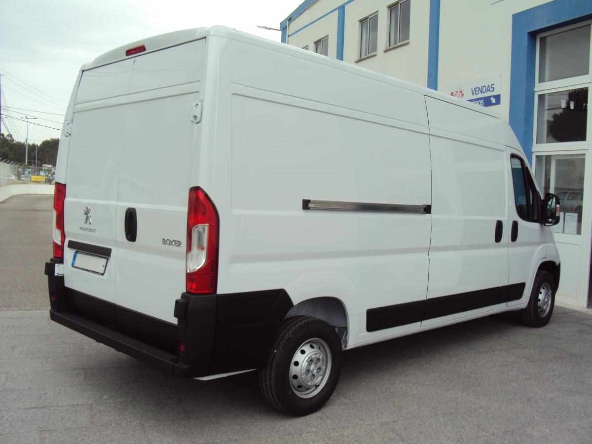 peugeot-boxer-2-2-bluehdi-2022-diesel-2179cc
