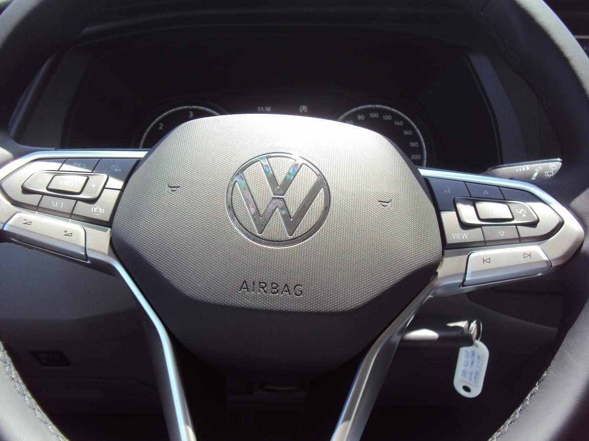 volkswagen-transporter-2023-diesel-1968cc
