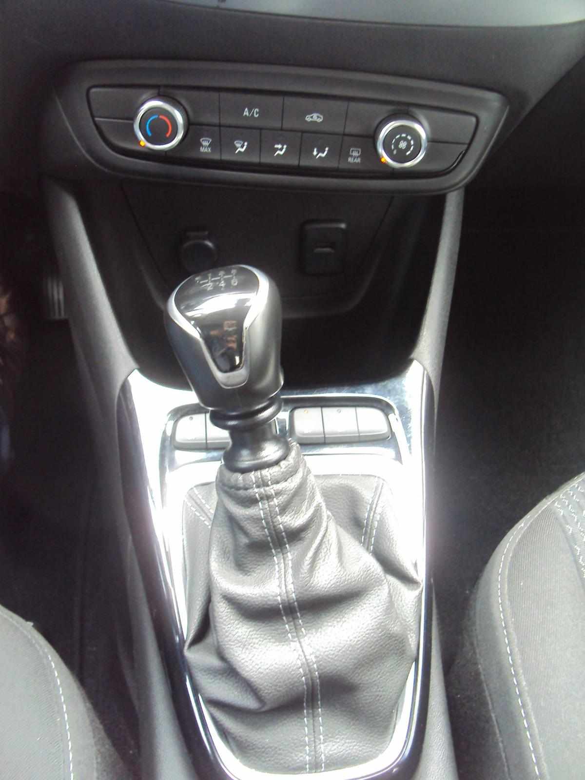 opel-crossland-1-5-110cv-2023-diesel-1499cc