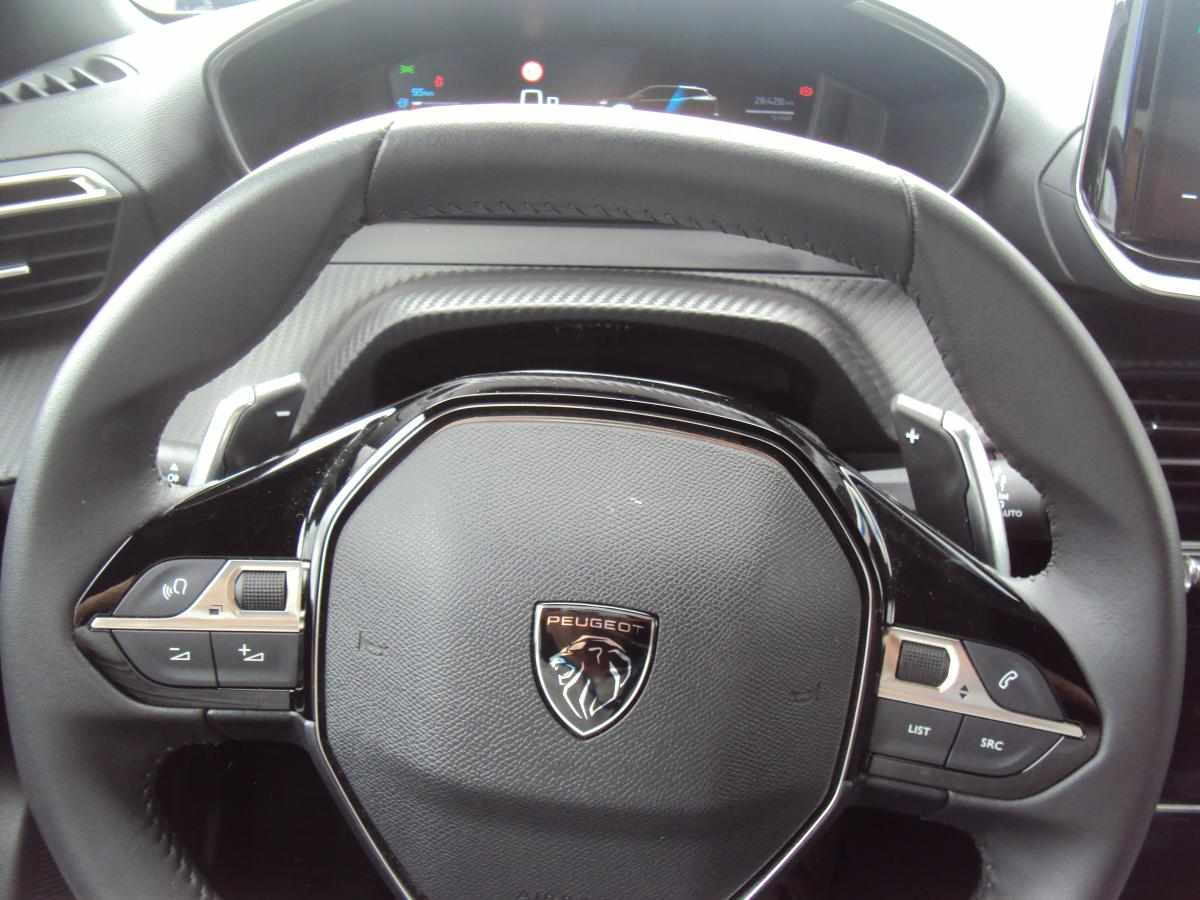 peugeot-2008-1-2-puretech-2025-gasolina-1199cc