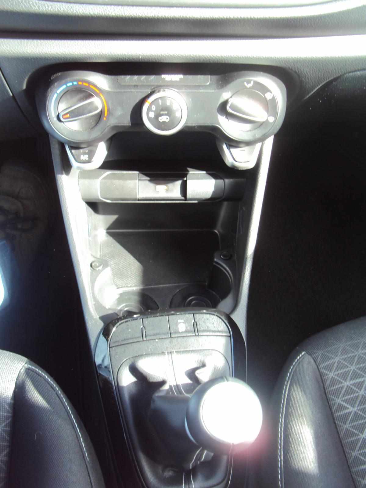 kia-picanto-1-0-2023-gasolina-998cc