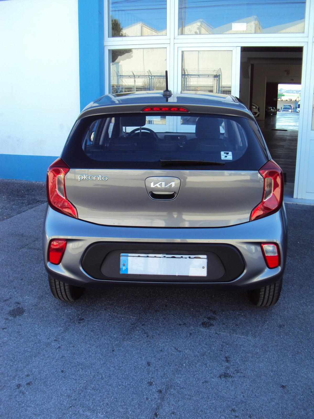 kia-picanto-1-0-mpi-2023-gasolina-998cc