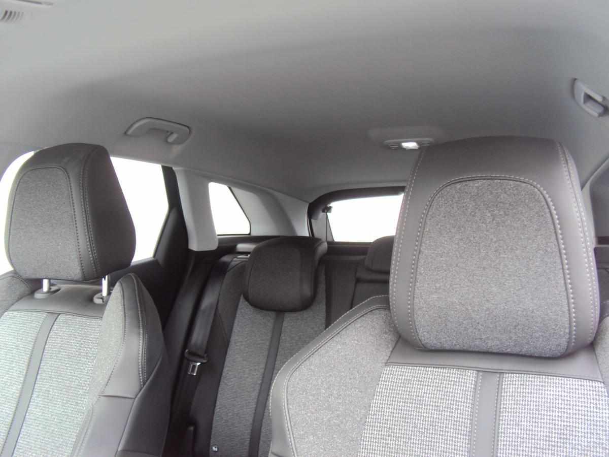 peugeot-3008-2018-diesel-1560cc