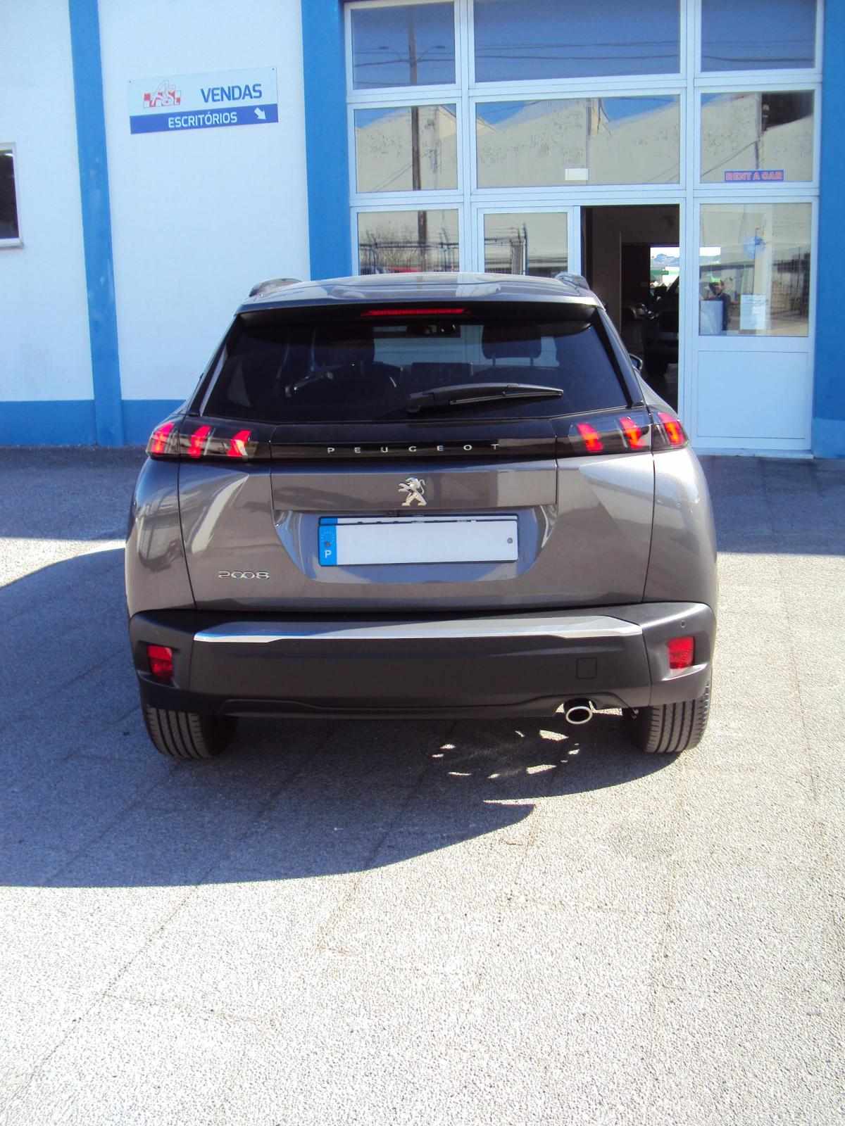 peugeot-2008-1-5-bluehdi-2022-diesel-1499cc