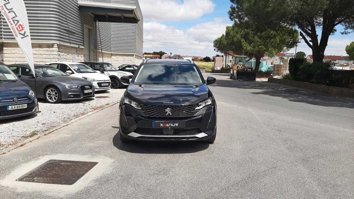 peugeot-5008-2022-diesel-1499cc