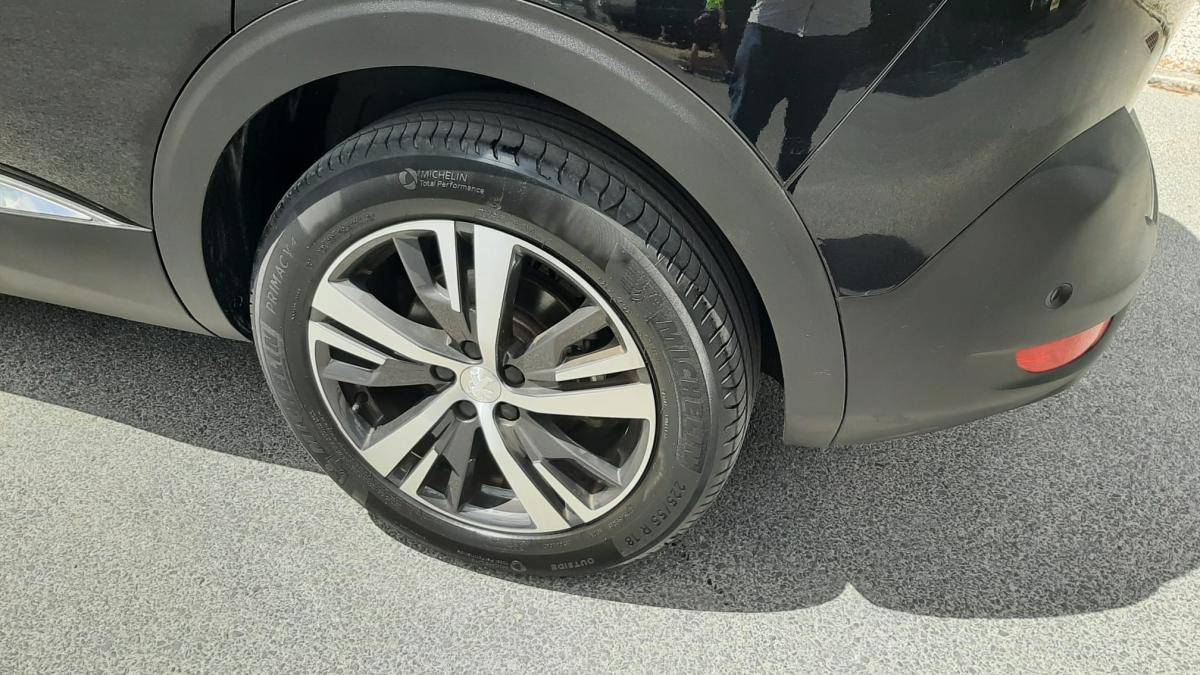 peugeot-5008-2022-diesel-1499cc