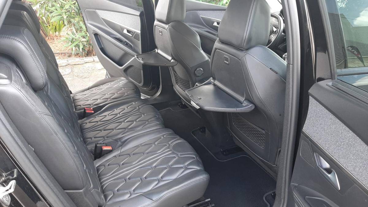peugeot-5008-2022-diesel-1499cc