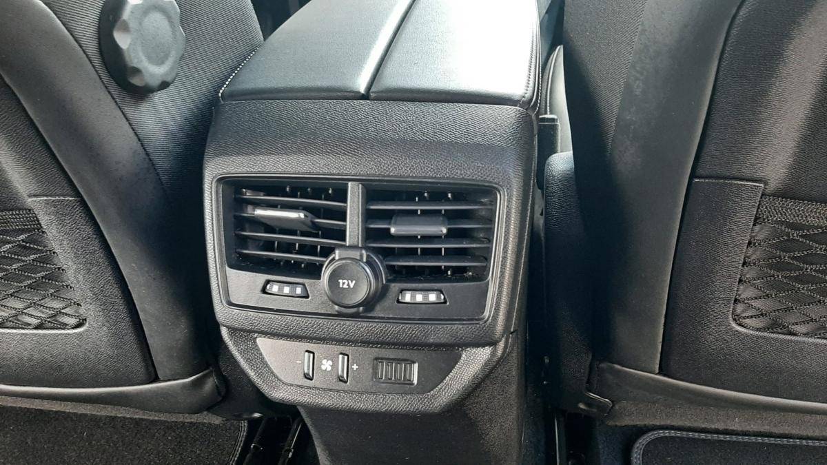 peugeot-5008-2022-diesel-1499cc