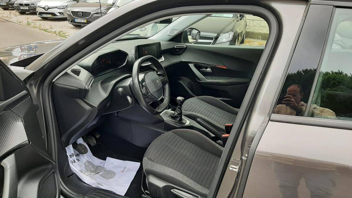 peugeot-2008-2020-gasolina-1199cc
