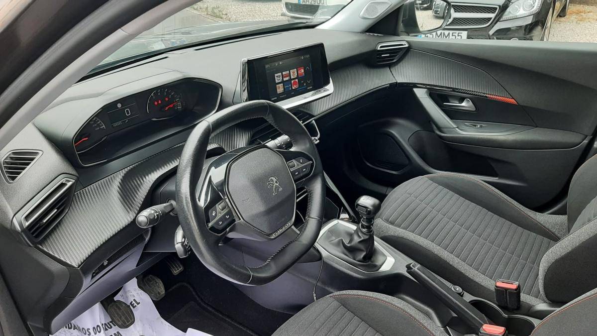 peugeot-2008-2020-gasolina-1199cc