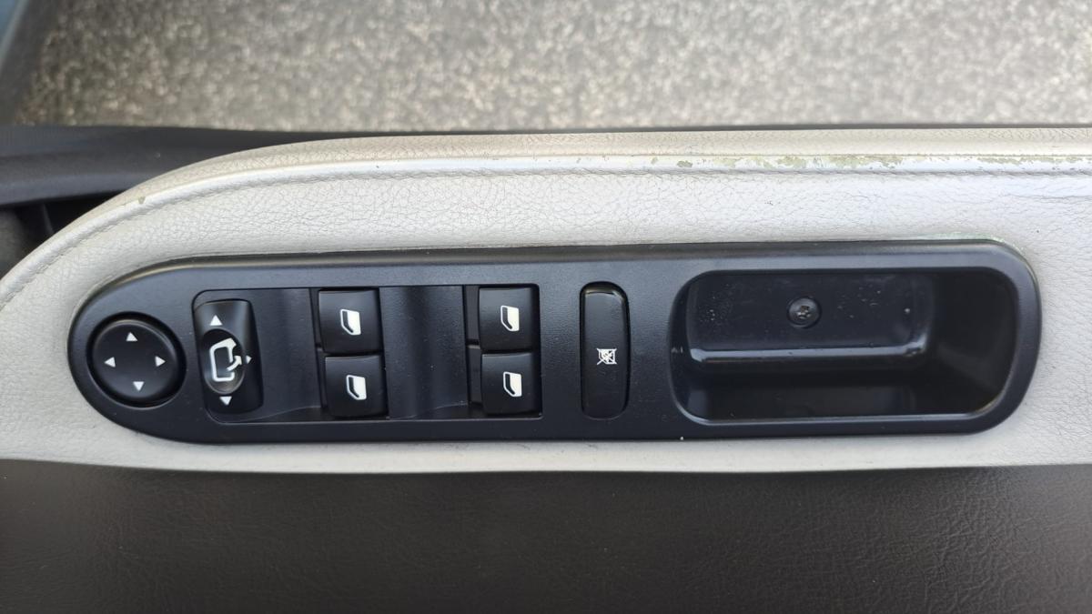 peugeot-307-2006-diesel-1997cc