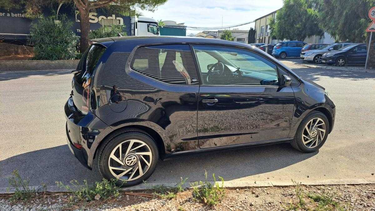 volkswagen-up-2017-gasolina-999cc