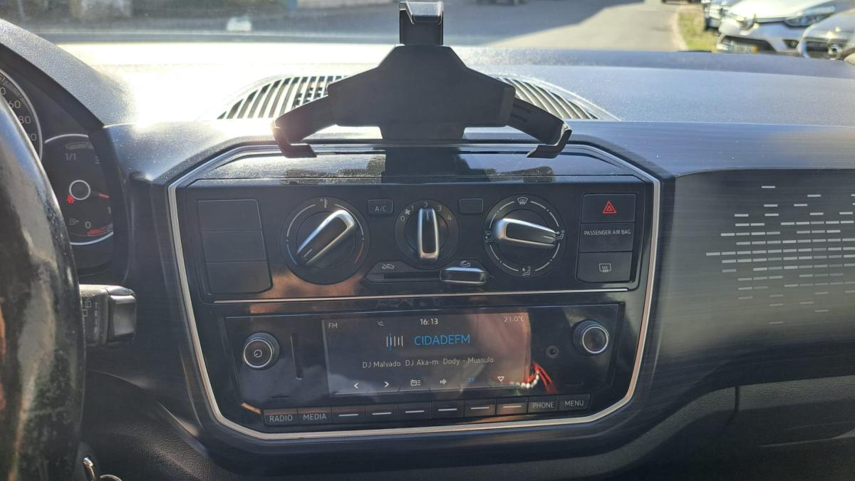 volkswagen-up-2017-gasolina-999cc