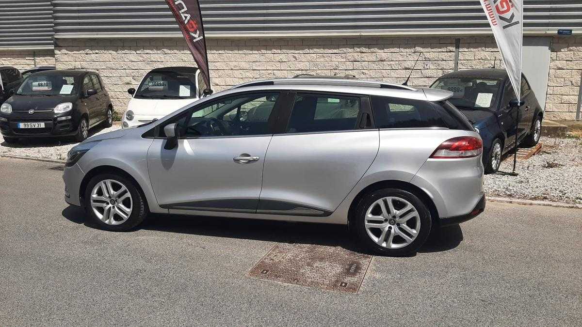 renault-clio-sport-tourer-2018-diesel-1461cc