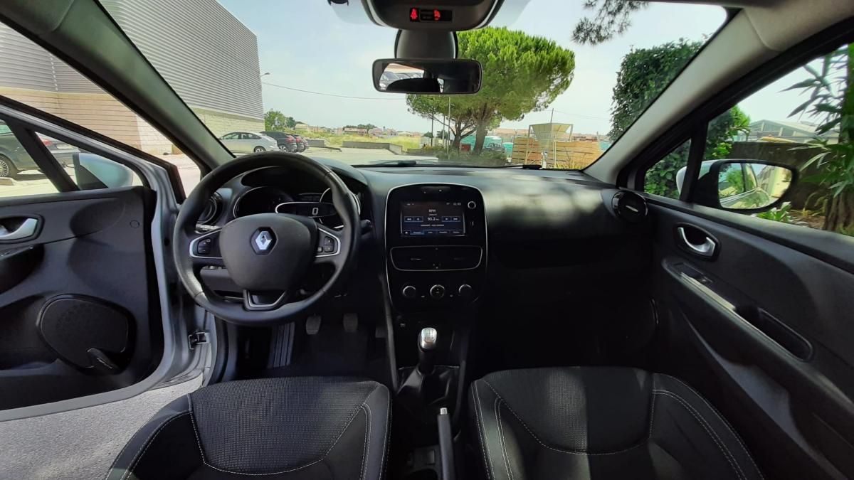 renault-clio-sport-tourer-2018-diesel-1461cc