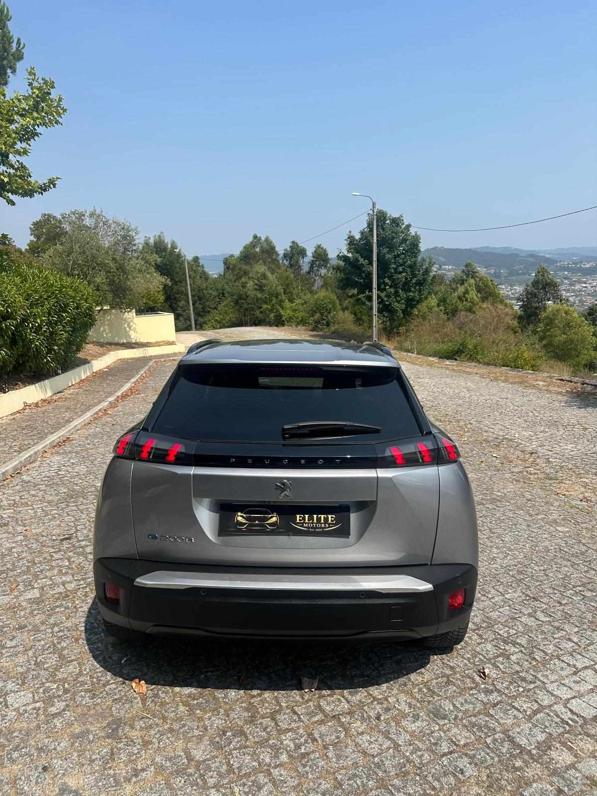 peugeot-e-2008-allure-ev-50kwh-2023-eletrico