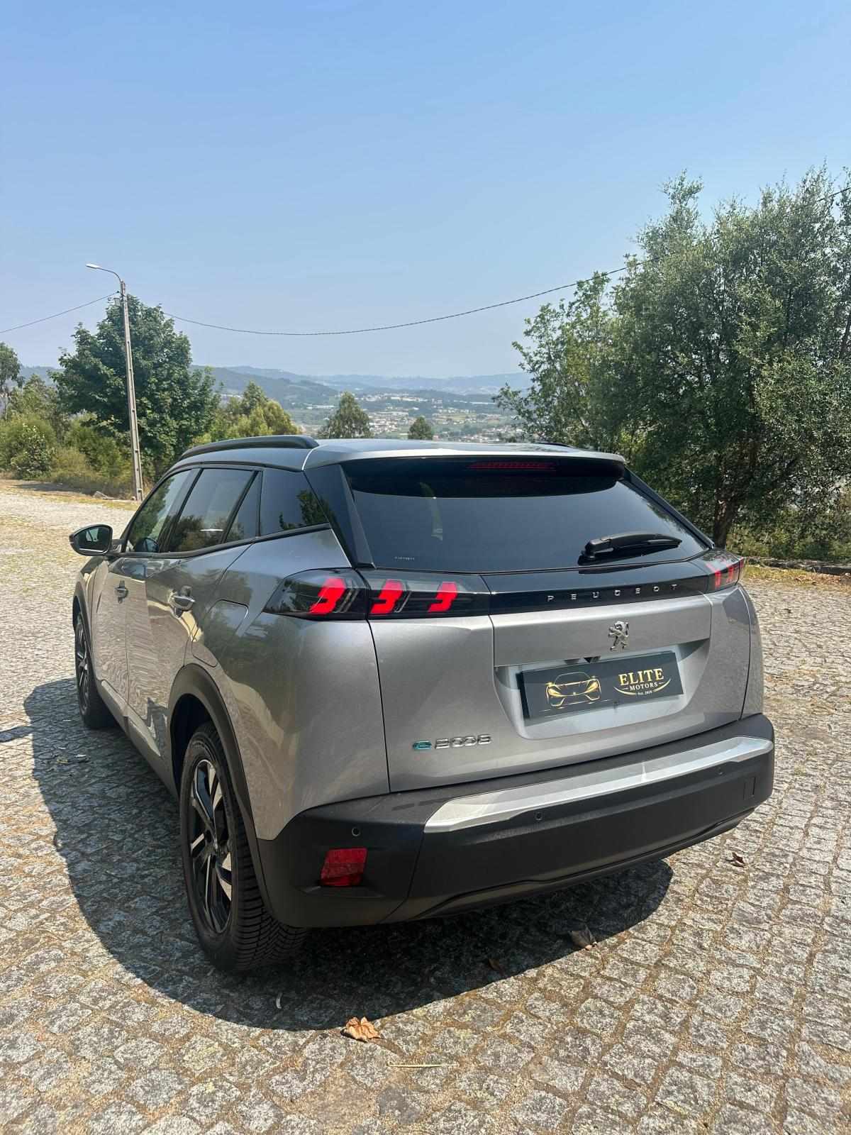 peugeot-e-2008-allure-ev-50kwh-2023-eletrico