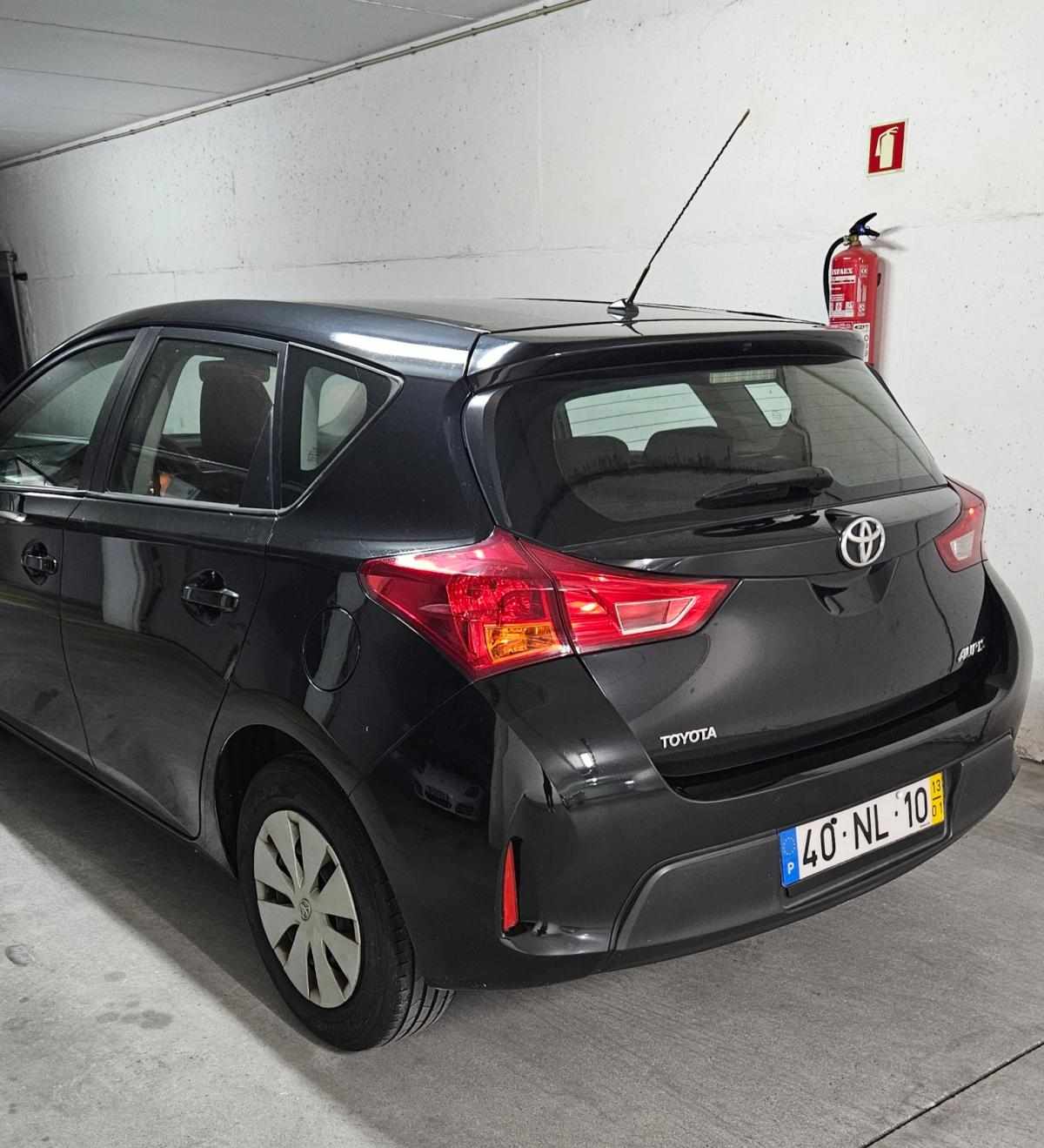 toyota-auris-1-4-d-4d-2013-diesel-1364cc