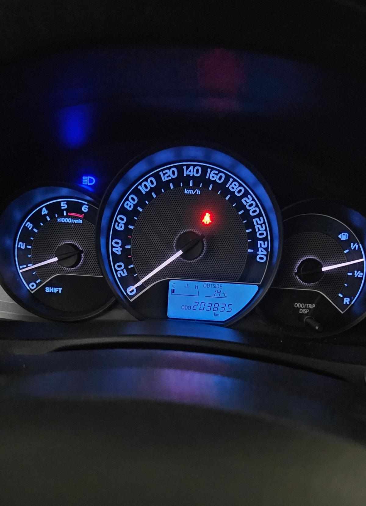 toyota-auris-1-4-d-4d-2013-diesel-1364cc