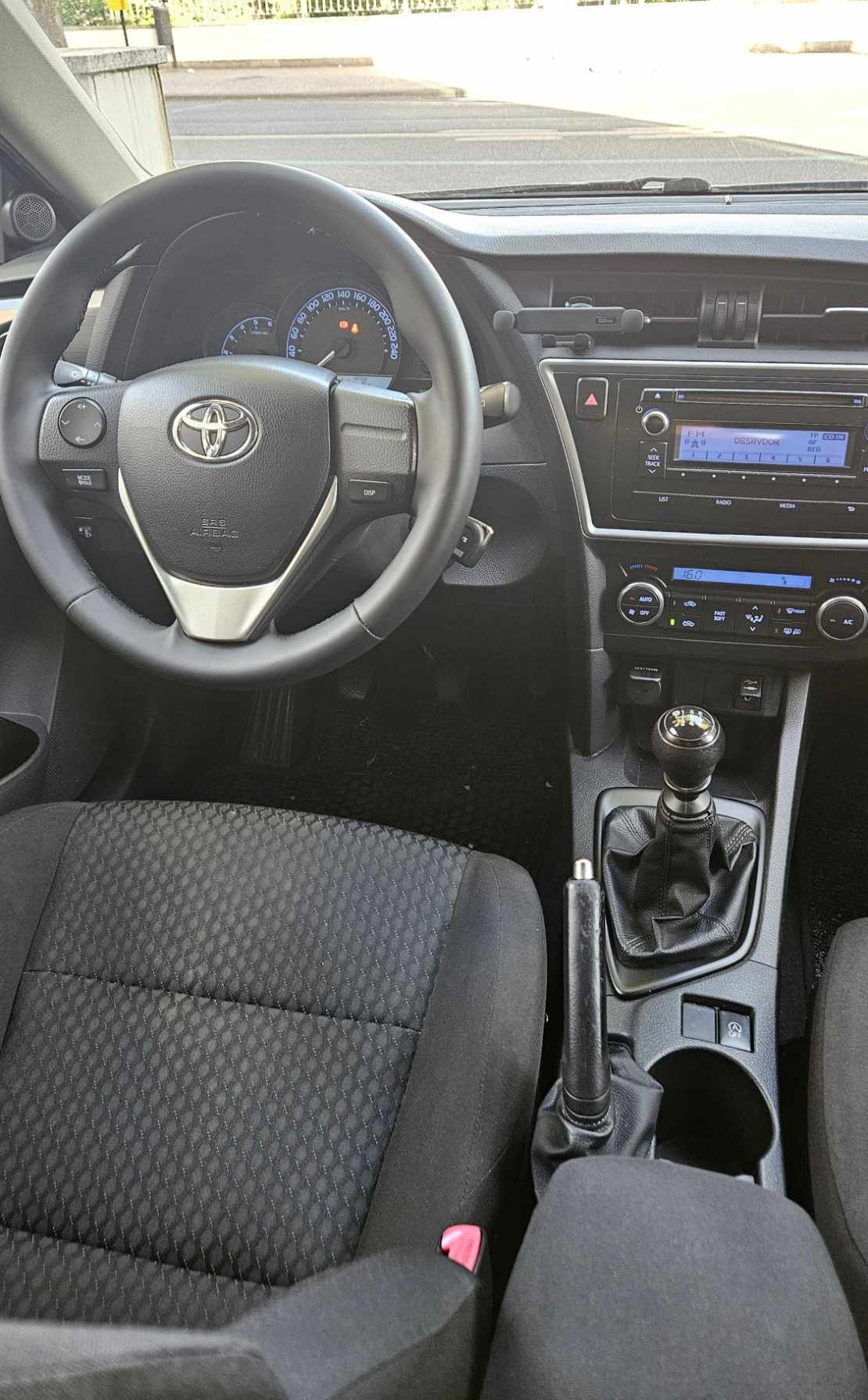 toyota-auris-1-4-d-4d-2013-diesel-1364cc