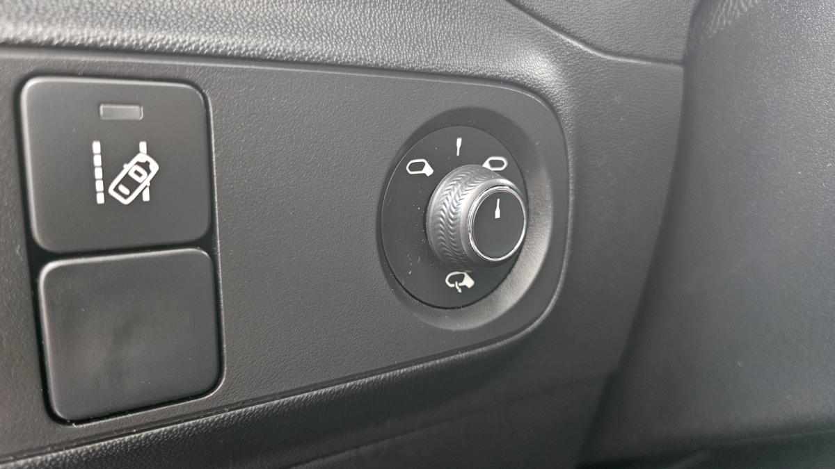 citroen-c3-1-6-bluehdi-2018-diesel-1560cc