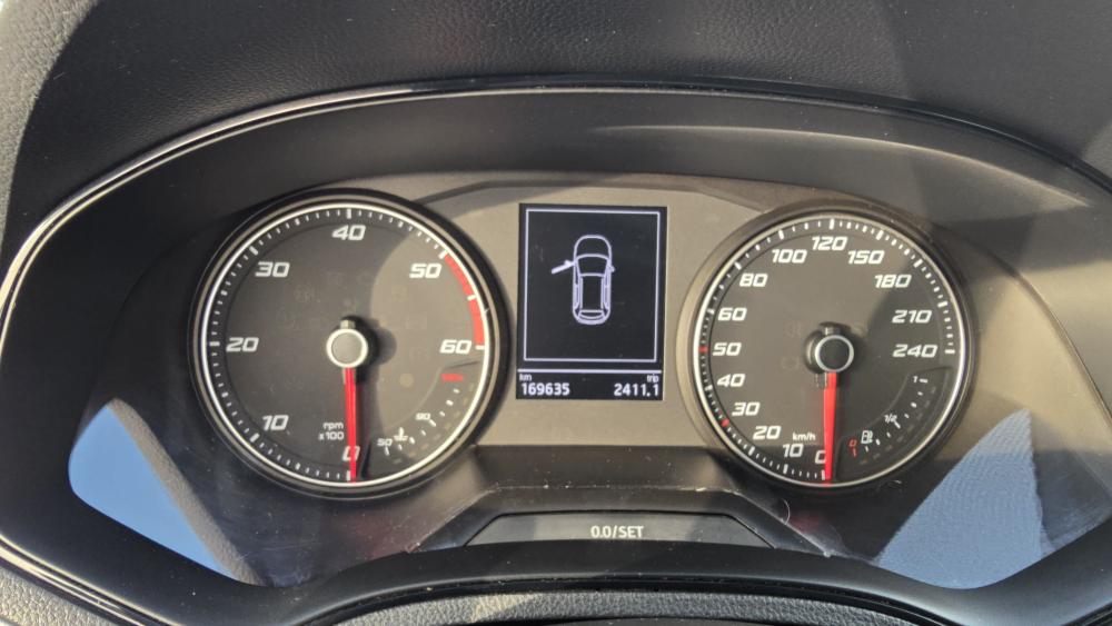 seat-arona-2019-diesel-1598cc