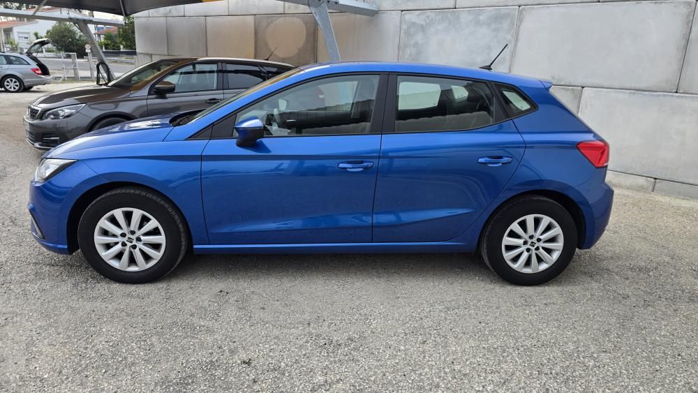 seat-ibiza-2023-gasolina-999cc