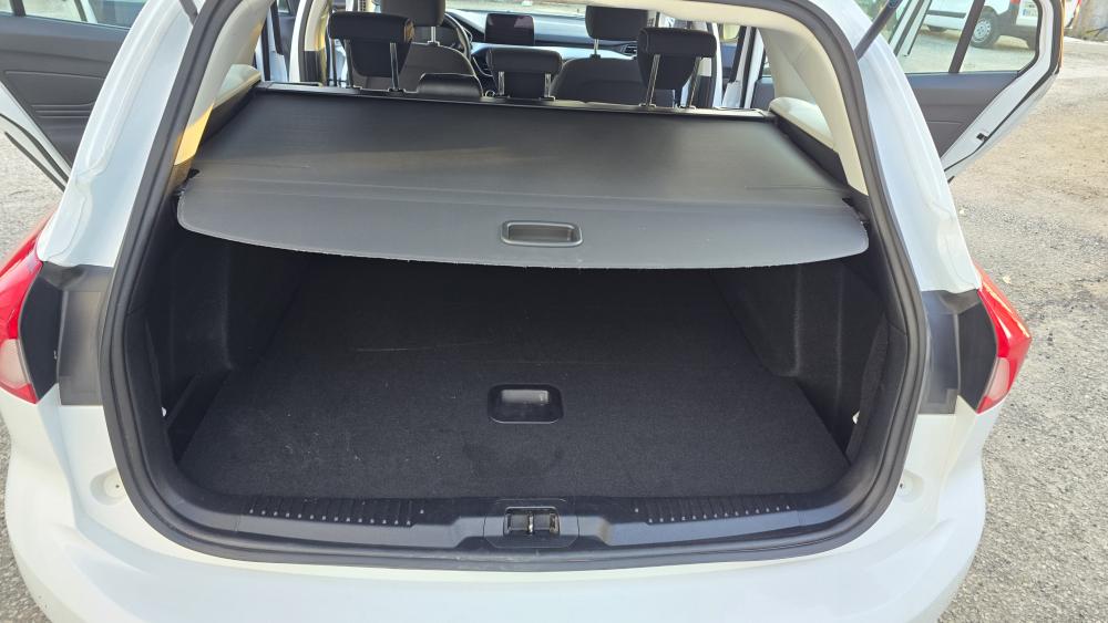 ford-focus-sw-2021-diesel-1499cc