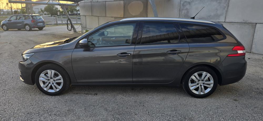 peugeot-308-2018-diesel-1499cc