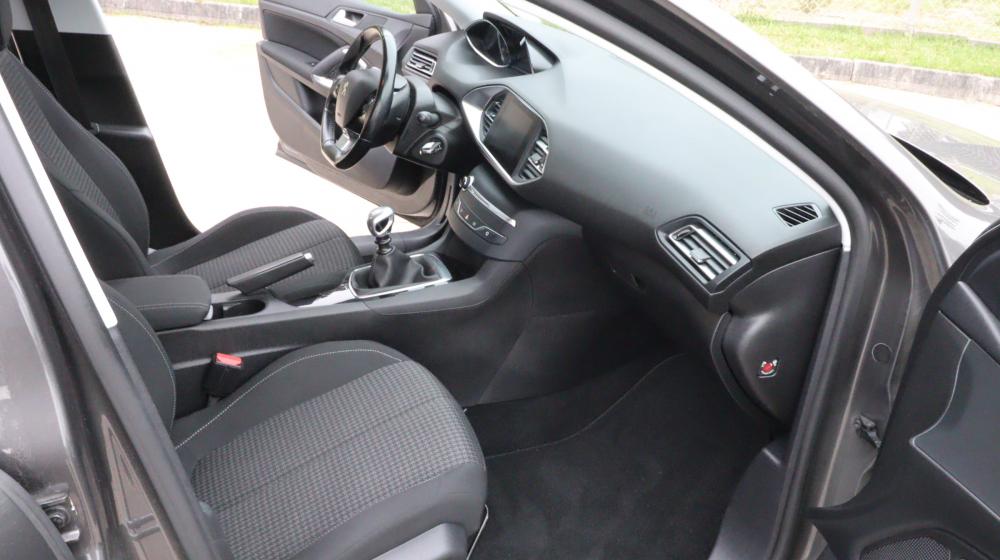 peugeot-308-2018-diesel-1499cc