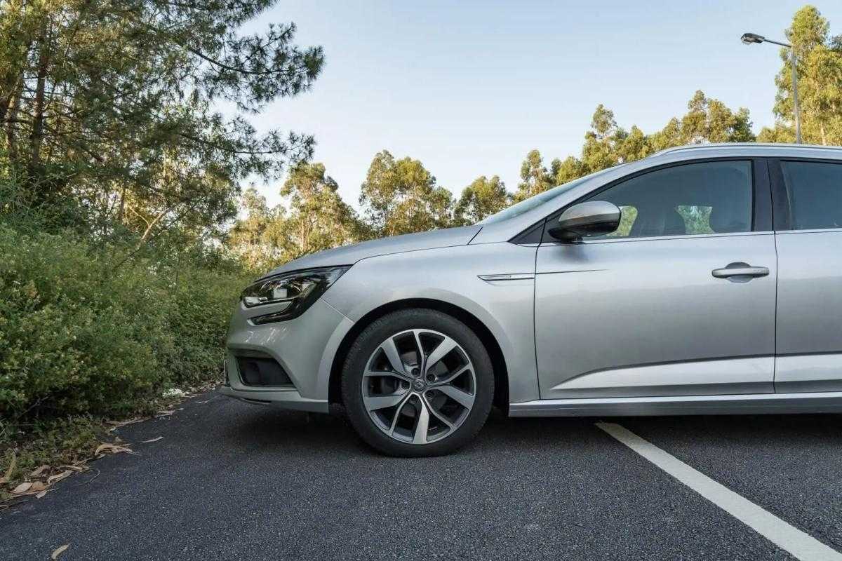 renault-megane-2017-diesel-1461cc