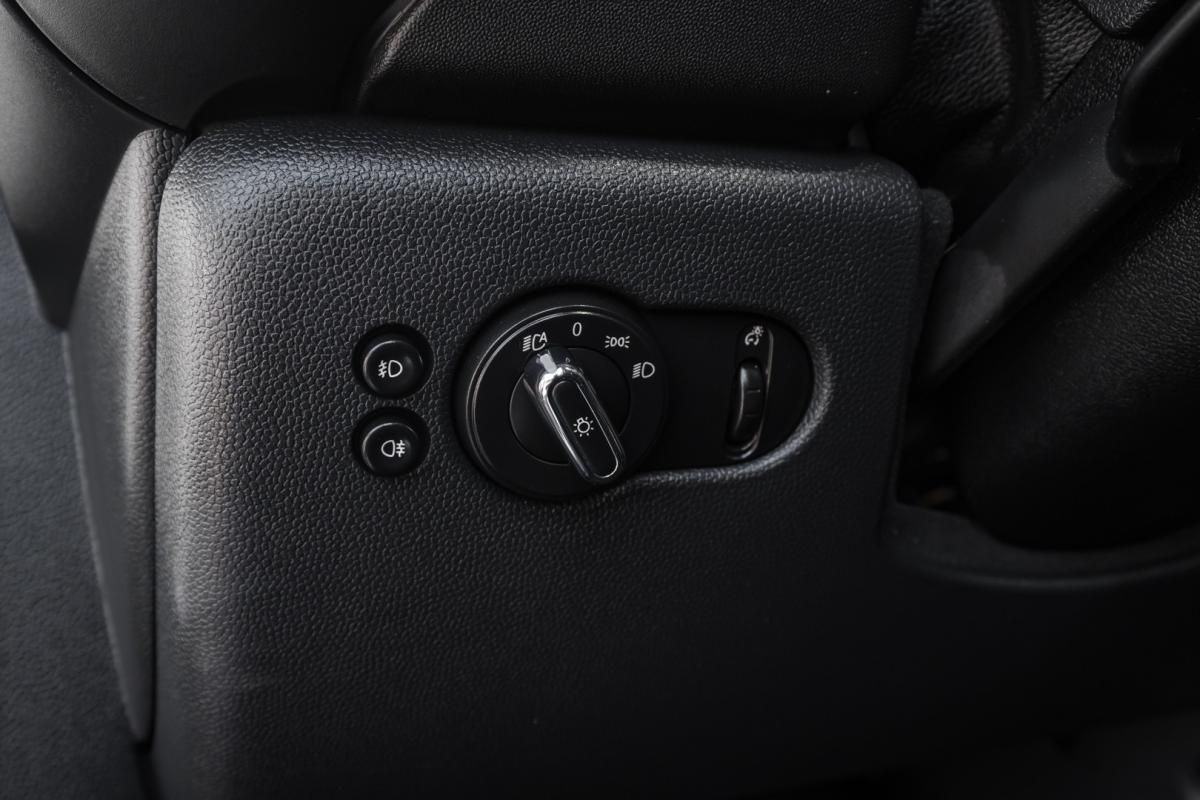 mini-cooper-2017-gasolina-1499cc