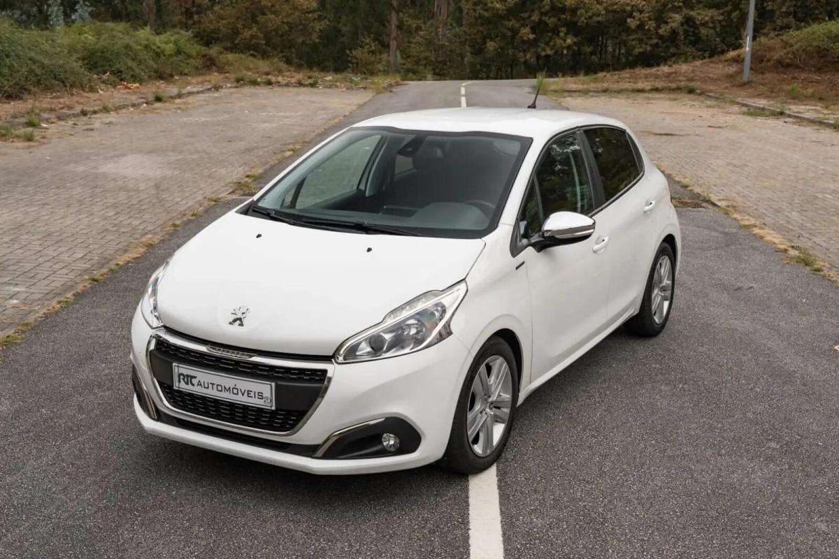 peugeot-208-2019-gasolina-1199cc