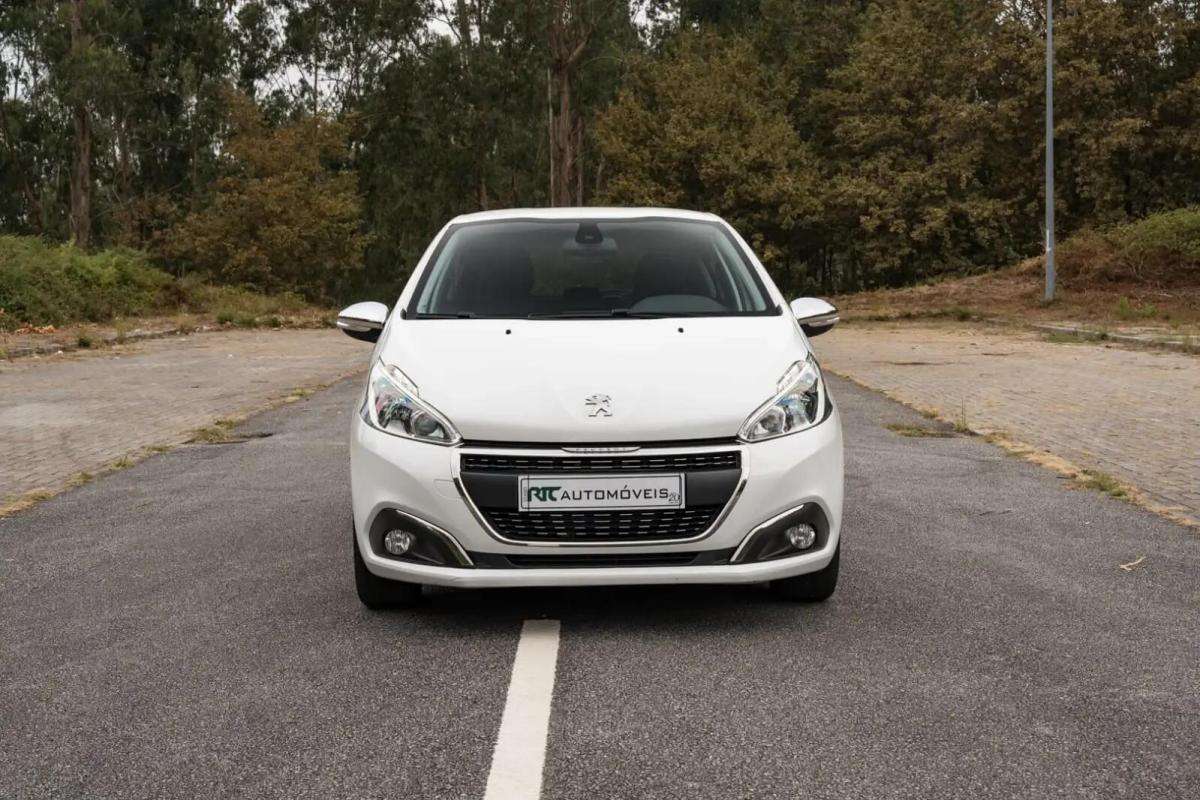 peugeot-208-2019-gasolina-1199cc