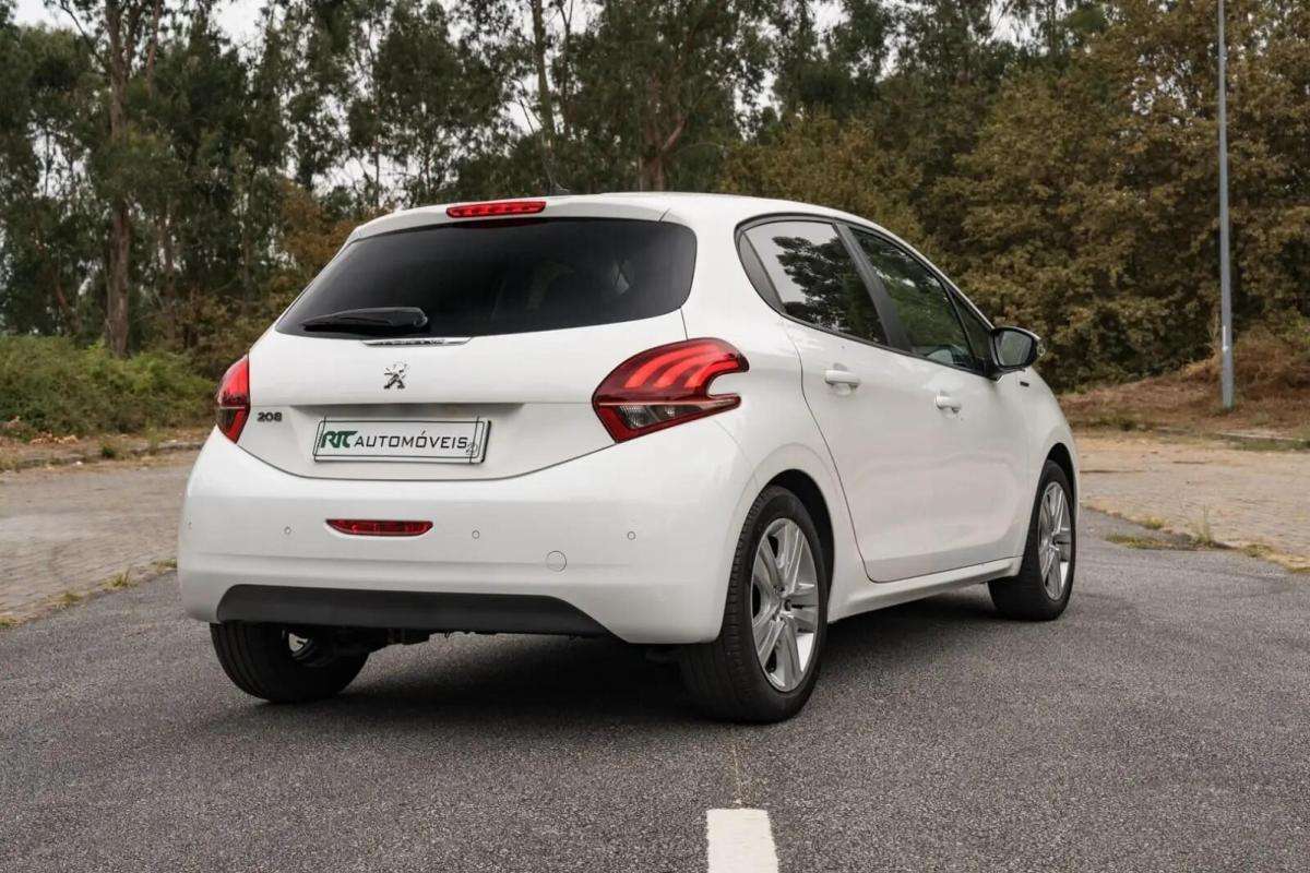 peugeot-208-2019-gasolina-1199cc