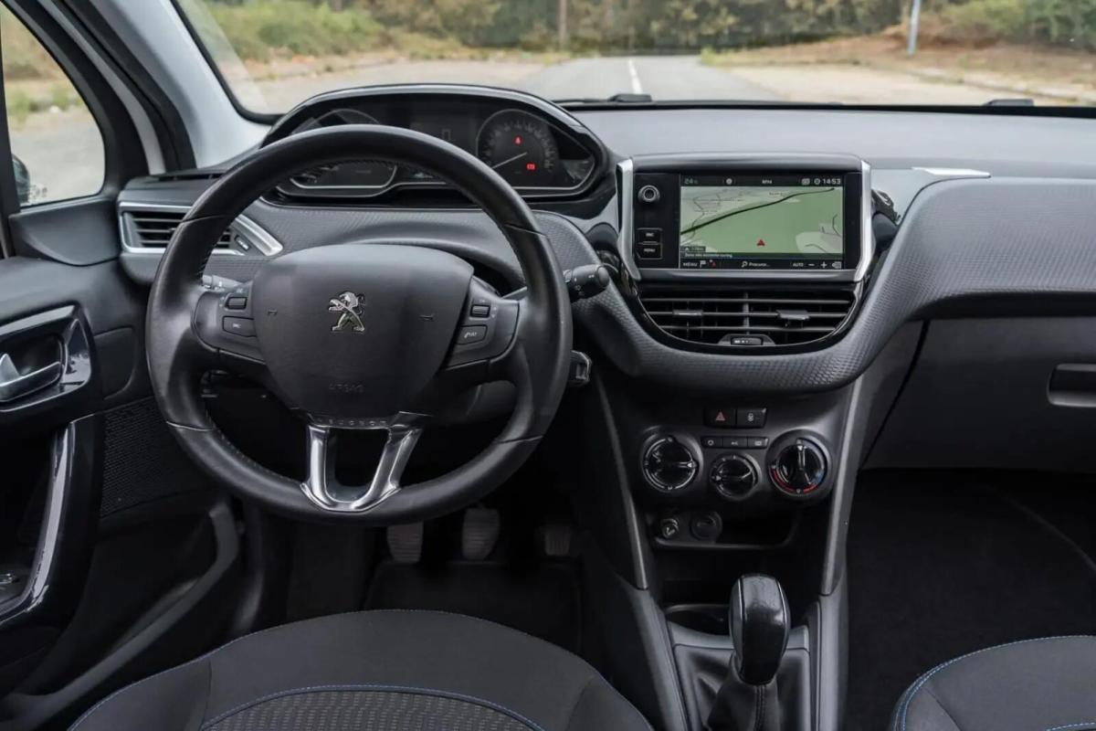 peugeot-208-2019-gasolina-1199cc