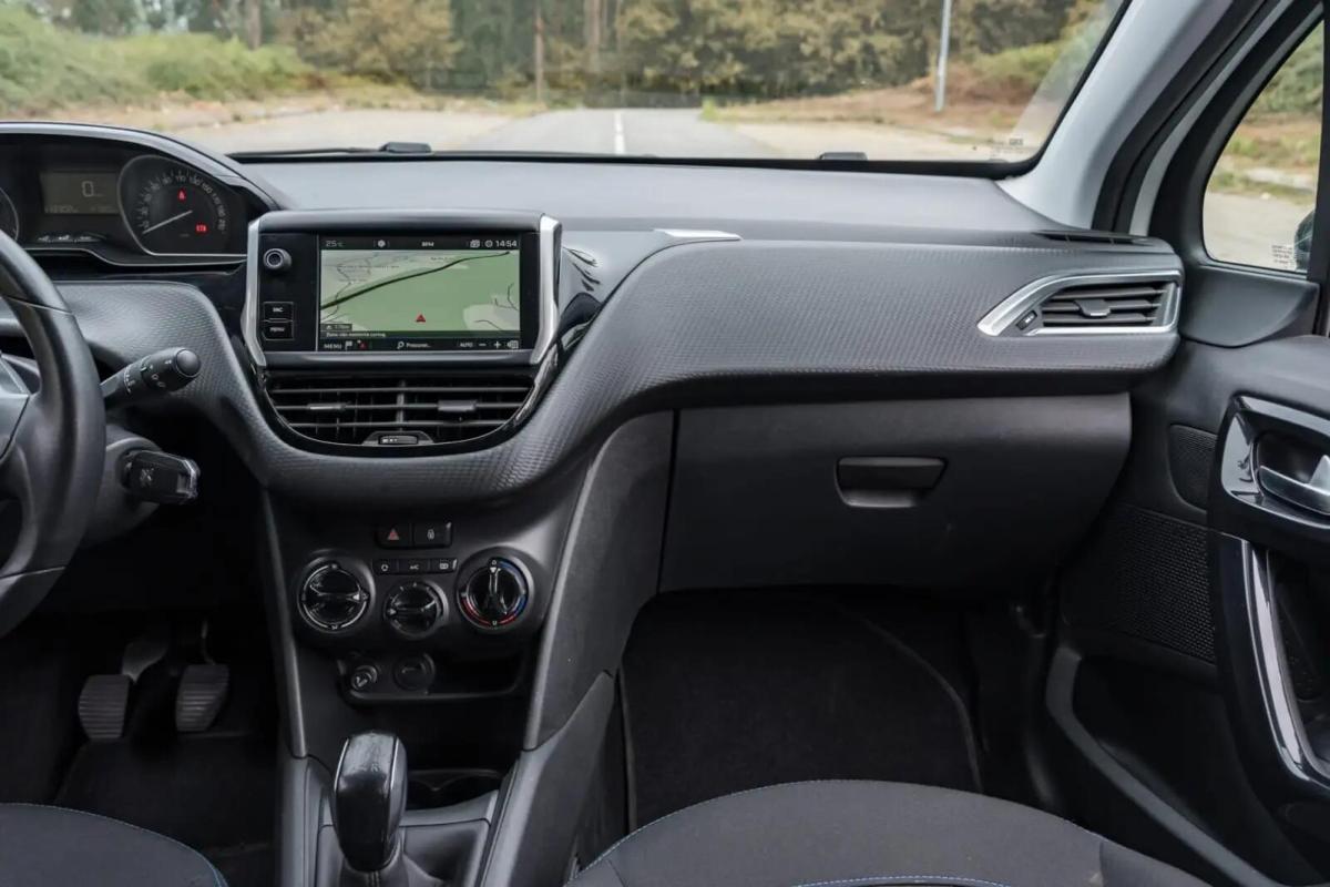 peugeot-208-2019-gasolina-1199cc