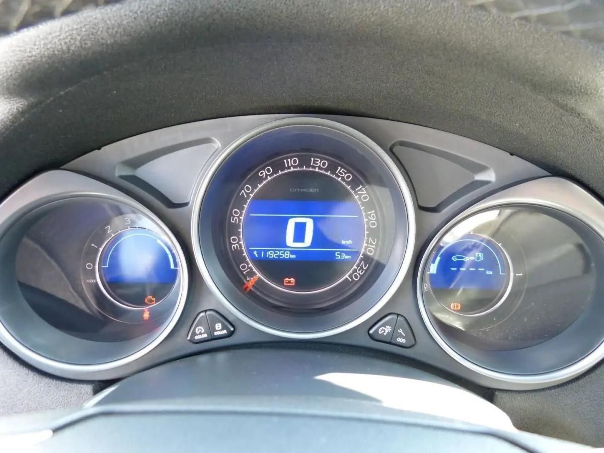 citroen-c4-2013-diesel-1560cc