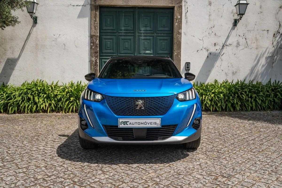 peugeot-e-2008-2022-eletrico-0cc