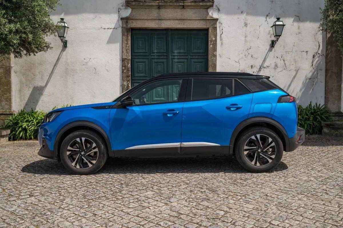 peugeot-e-2008-2022-eletrico-0cc