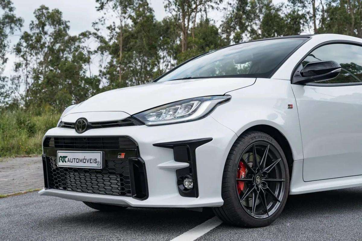 toyota-yaris-2022-gasolina-1618cc