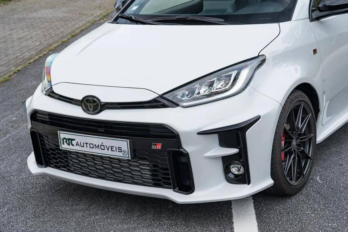 toyota-yaris-2022-gasolina-1618cc