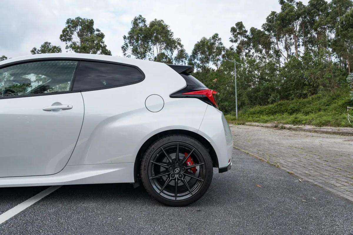 toyota-yaris-2022-gasolina-1618cc
