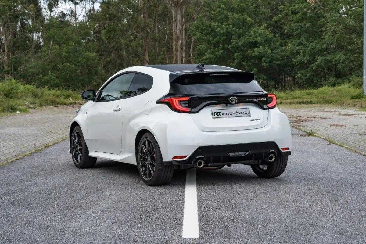 toyota-yaris-2022-gasolina-1618cc