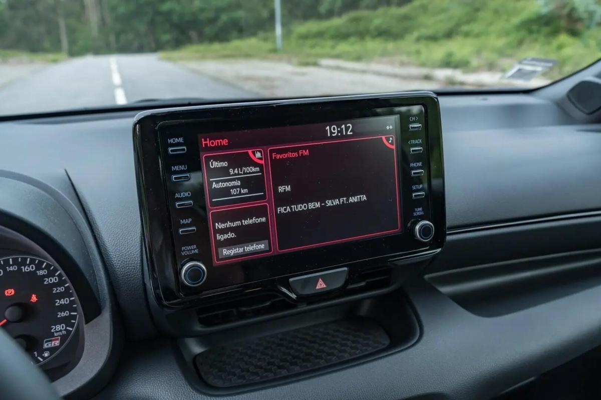 toyota-yaris-2022-gasolina-1618cc